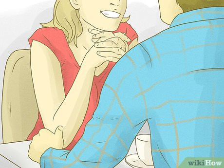 Step 3 Consider dating.This doesn’t mean that you should immediately find someone else to love.