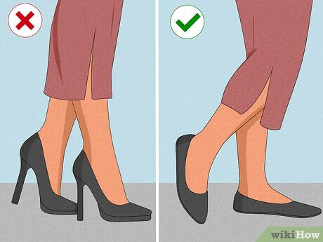 Step 3 Play it cool on a date.