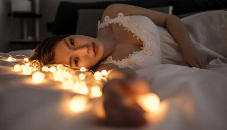 37个迹象表明你的女友还没走出前任，可能仍然想念他或想复合