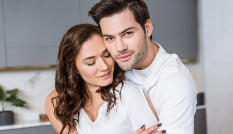 可爱男孩与性感男孩：什么让男人更性感而非仅仅可爱？